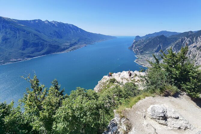 Lake Garda Hiking One Day Private Excursion - The Experience in Detail