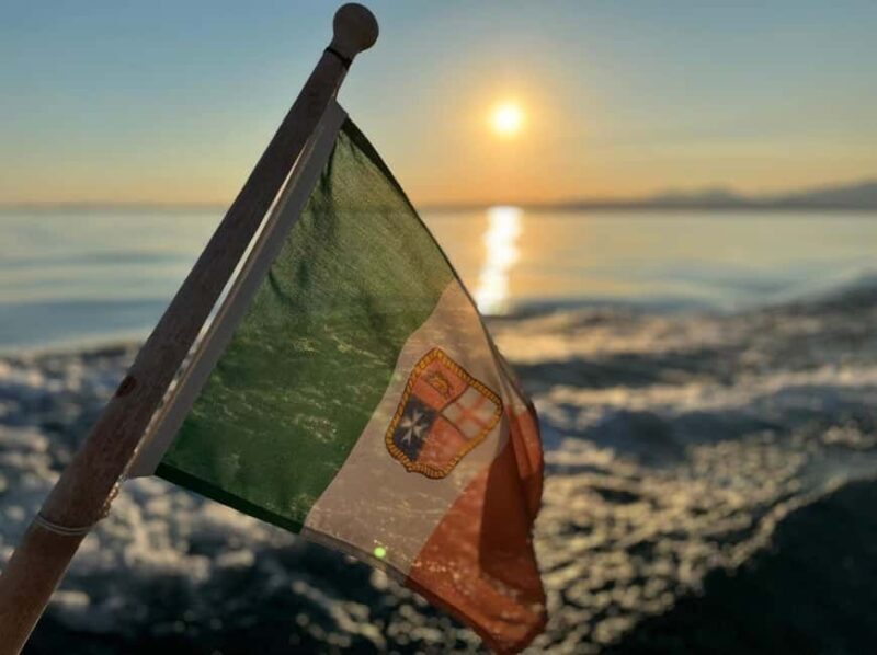 Lake Garda: Sunset Boat Ride from Sirmione - Key Points: