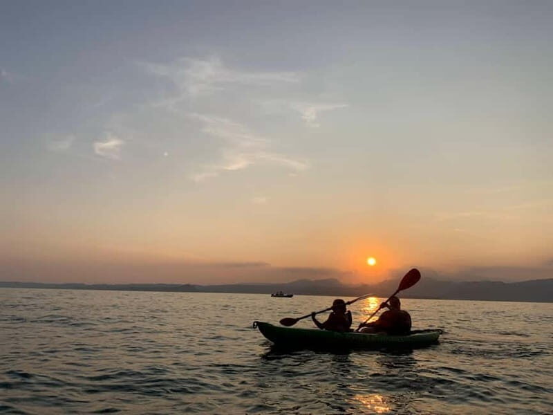 Lake Garda: Sunset Canoeing Tour to Punta San Vigilio - FAQ