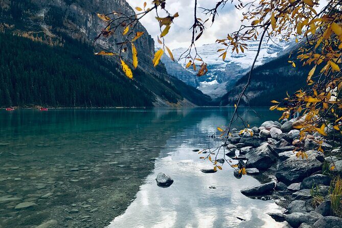 Lake Louise, Emerald Lake and Johnston Canyon Tour - Exploring the Lake Louise, Emerald Lake, and Johnston Canyon Tour