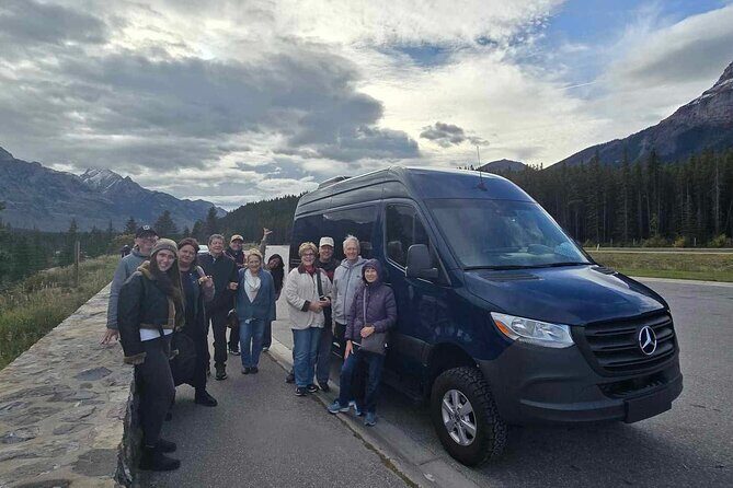 Lake Louise: Hassle-Free Private Transfer to Calgary YYC Airport - Who Is This Transfer Best For?