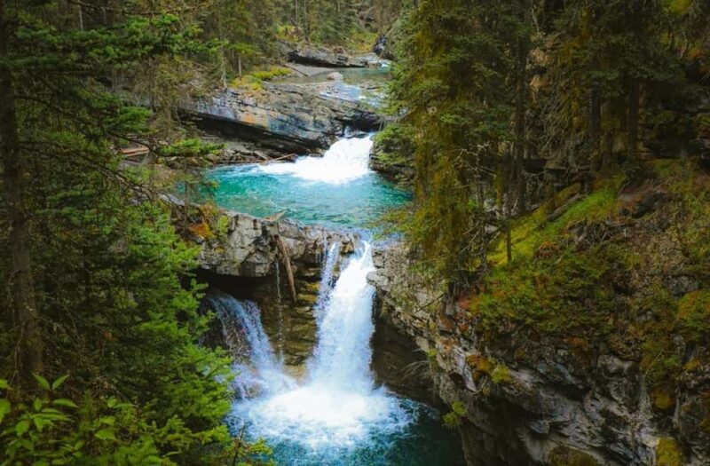 Lake Louise, Moraine Lake & Johnston Canyon Private Day Tour - How the Tour Fits Different Types of Travelers