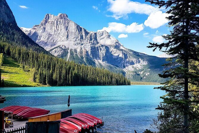 Lake Louise, Yoho, Moraine Lake from Calgary & Banff - FAQs