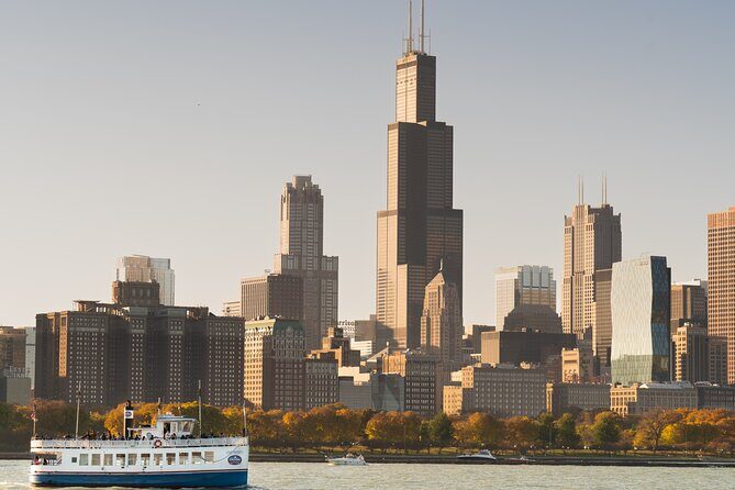 Lake Michigan Skyline Cruise in Chicago - Is It Worth the Price?