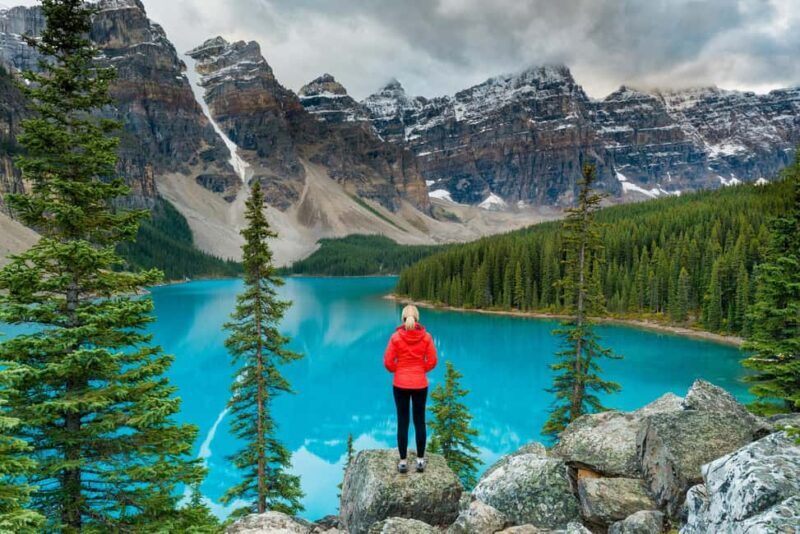 Lake Moraine Lake Louise Johnston Canyon Banff Town Day Tour - Key Points