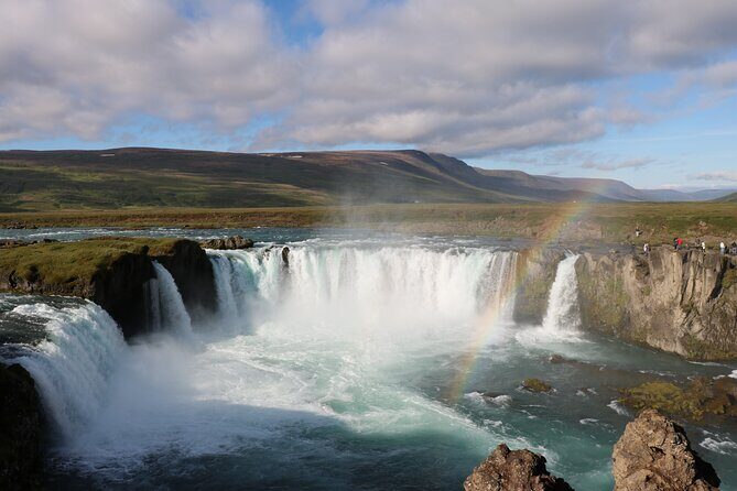 Lake Mývatn and Goðafoss Shared Shore Excursions - FAQs