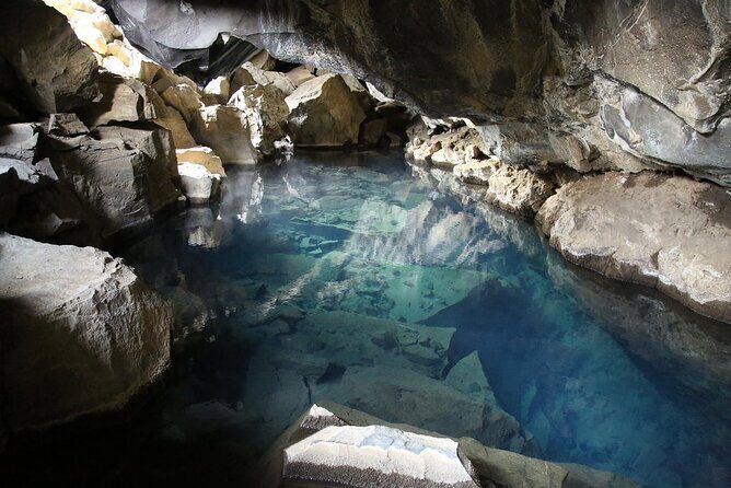 Lake Myvatn and Godafoss Waterfall Day Tour from Akureyri - An In-Depth Look at the Tour Experience