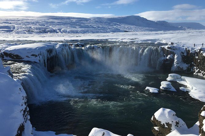 Lake Myvatn Day Tour and Godafoss Waterfall for Cruise Ships from Akureyri Port - Exploring the Lake Myvatn Day Tour and Godafoss Waterfall from Akureyri Port
