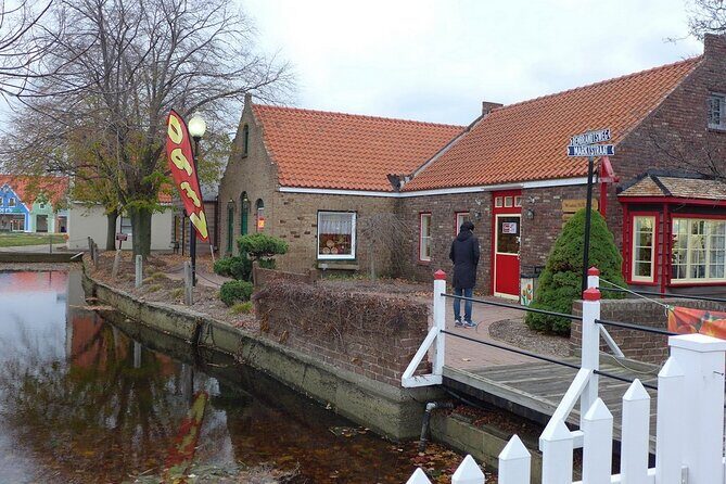 Lake Superior,Lake Huron,Lake Michigan 4-Day Tour from Chicago - A Deep Dive into the 4-Day Lakeside Tour