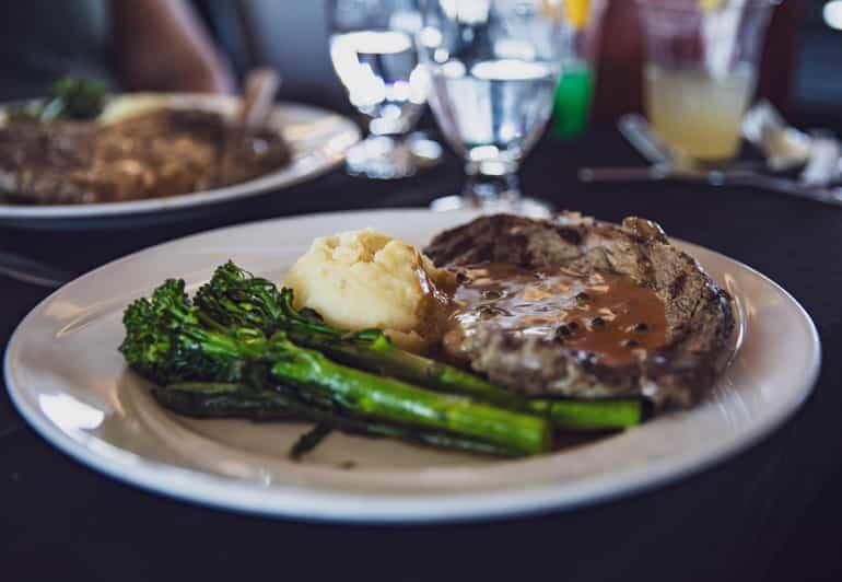 Lake Tahoe: Sunset Dinner Cruise - What to Expect on the Lake Tahoe Sunset Dinner Cruise