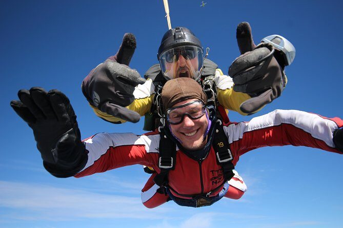 Lake Taupo 12,000-Foot Tandem Skydiving - Why You Might Love This Skydiving Experience