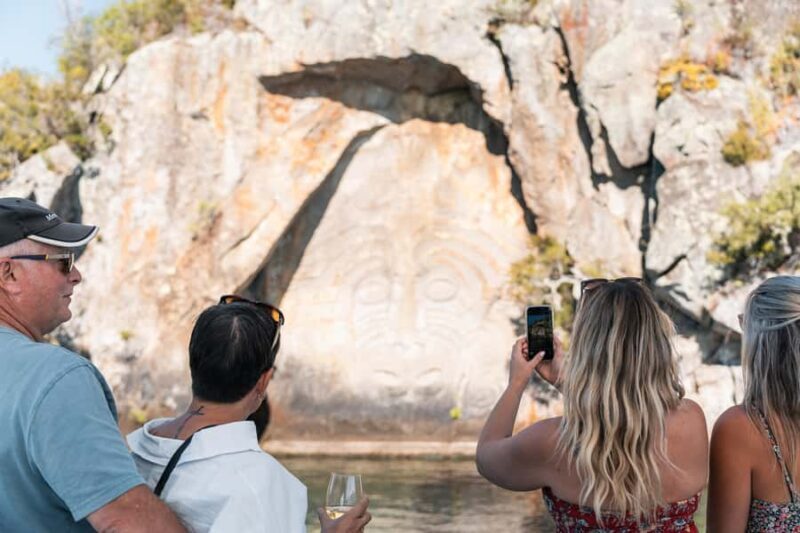 Lake Taupo: Luxury Sailing Catamaran to Mori Rock Carvings - Lake Taupo: Luxury Sailing Catamaran to Mori Rock Carvings – A Genuine Look