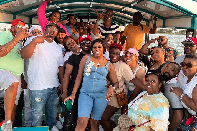 Lake Travis Party Boat and Swimming - What to Expect from the Tour