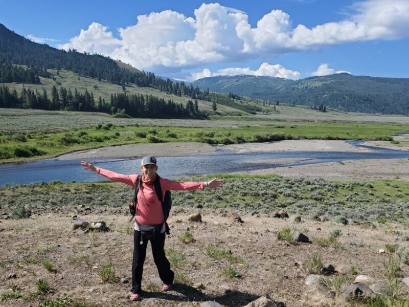 Lamar Valley: Safari Hiking Tour with Lunch - What You Can Expect on the Lamar Valley Safari Hike