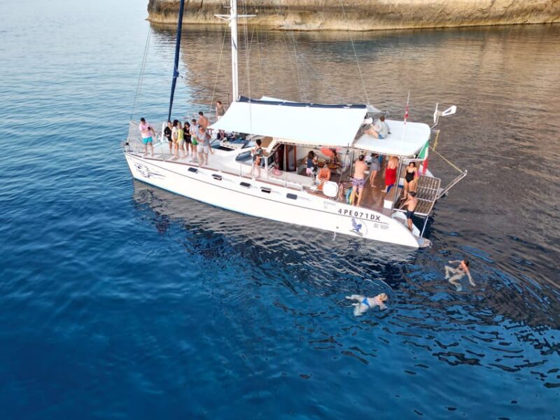 Lampedusa: Dolphin watching with aperitif at sunset - FAQ