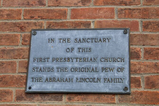 Land of Lincoln Smartphone Audio APP Self Guided Walking Tour - Who Should Consider This Tour?