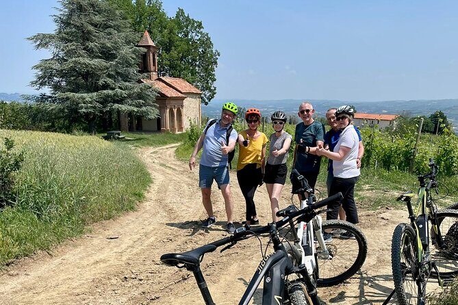 "Langhe del Barolo" Private E-bike Tour - Asphalt and Dirt Road - An In-Depth Look at the Tour