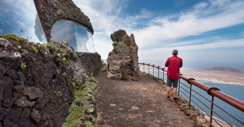 Lanzarote: César Manrique Full-Day Tour - Key Points