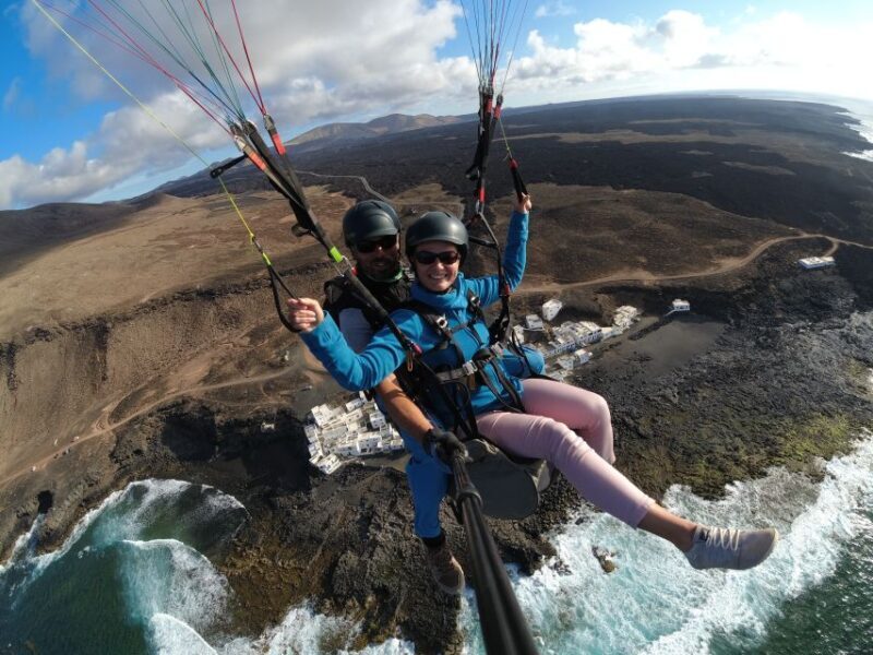 Lanzarote: Tandem Paragliding Flight Over Lanzarote - The Sum Up