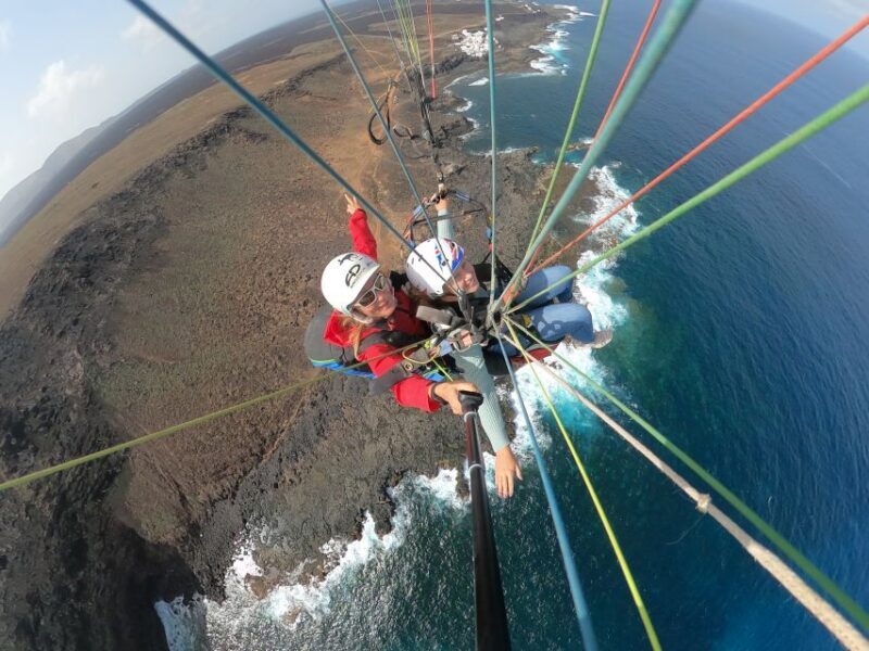 Lanzarote: Tandem Paragliding over Volcanoes & the Atlantic - The Scenic Highlights from Above
