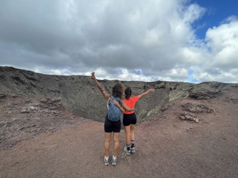 Lanzarote: Timanfaya Natural Park Trekking Tour - The Sum Up: Is This Tour Right for You?
