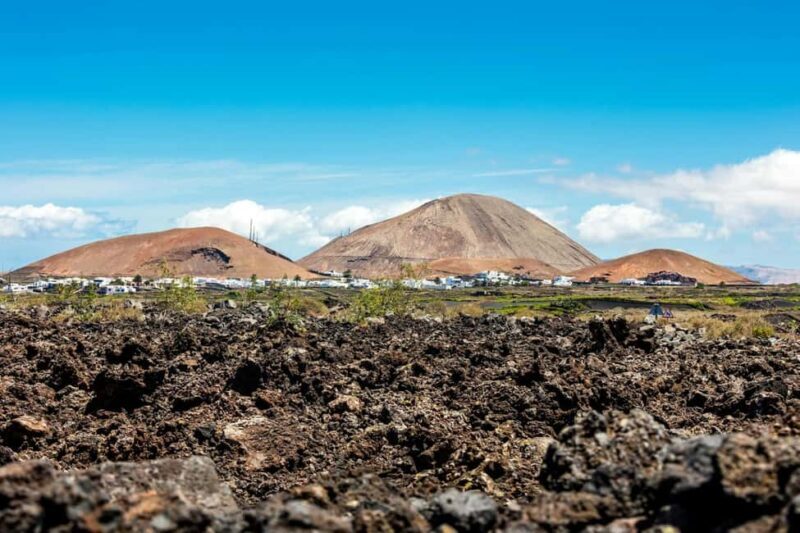 Lanzarote tour with Timanfaya National Park and El Golfo - Key Points