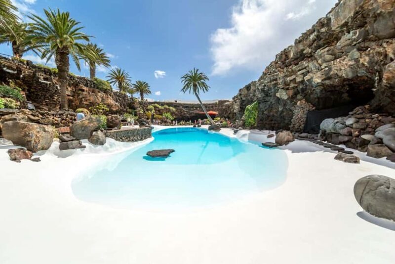 Lanzarote tour with Timanfaya National Park and El Golfo - Exploring Lanzarotes Unique Landscape