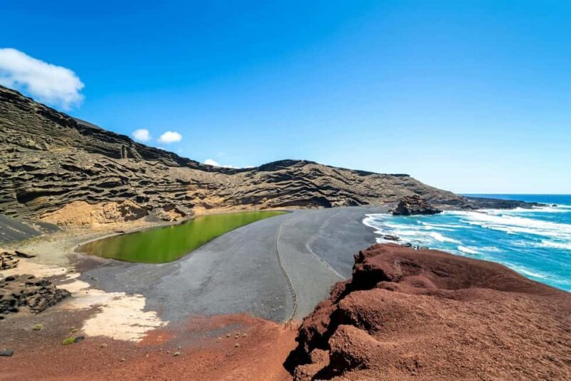 Lanzarote tour with Timanfaya National Park and El Golfo - El Golfo: A Picture-Perfect Spot