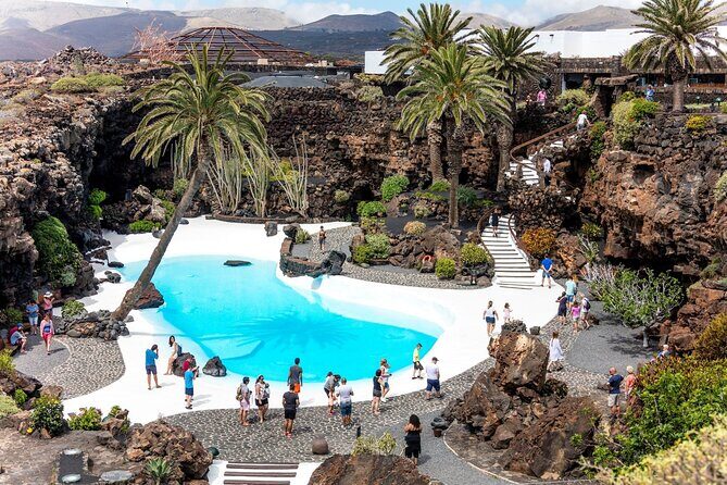 Lanzarote Tour with Timanfaya National Park and El Golfo - A Deep Dive into the Lanzarote Tour Experience