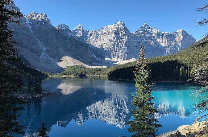 Larch Valley/Moraine Lake Shuttle Transfer from Banff and Canmore - The Ride and the Journey