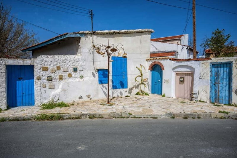 Larnaca: Private Walking Tour of the City with a Local Guide - Why This Tour Works