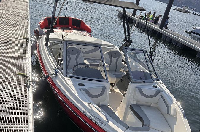 Larson Boat Rental - Who Is This Best For?