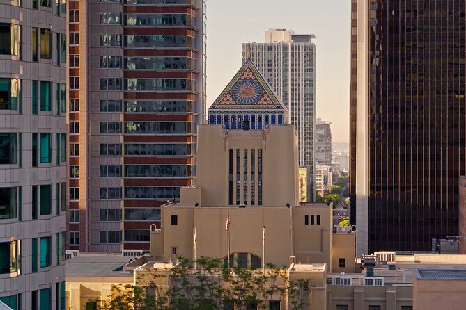 LAs Architectural Wonders A Historic Walking Tour - Detailed Review: What to Expect from the Tour