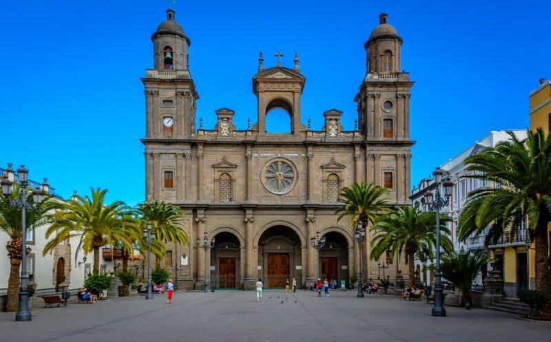 Las Palmas, Botanical Gardens and Bandama Volcano Tour - Exploring Las Palmas: A Guide to the Botanical Gardens and Bandama Volcano Tour