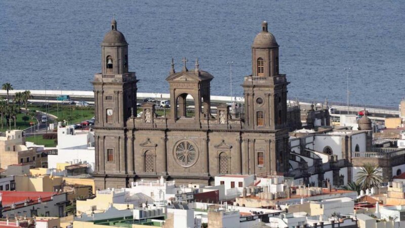 Las Palmas: City Highlights Guided Tour with Pickup - Who Should Sign Up for This Tour?