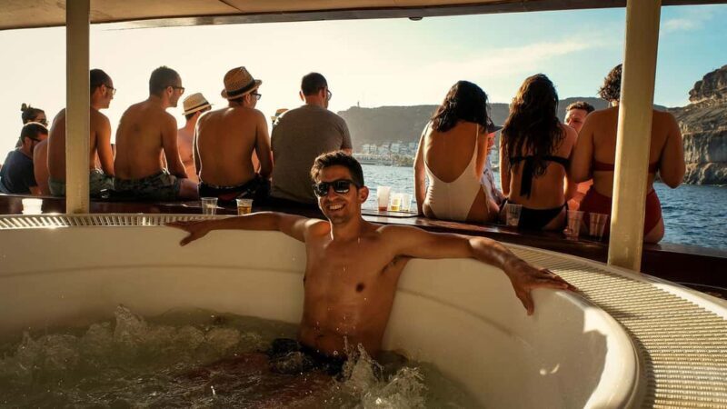 Las Palmas: Volcanic Boat Party - What to Expect from the Volcanic Boat Party