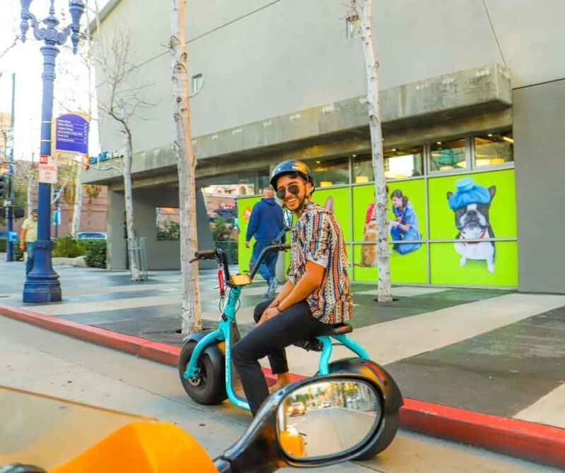 Las Vegas: Fremont Street and Downtown on a talking eScooter - Practical Tips for Your E-Scooter Tour