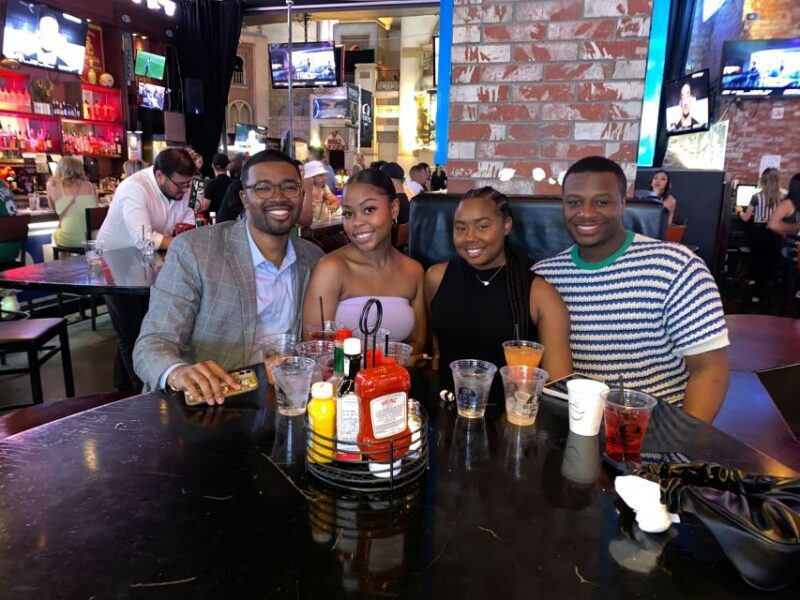 Las Vegas Fremont Street Bar Crawl (party bus add-on option) - FAQ