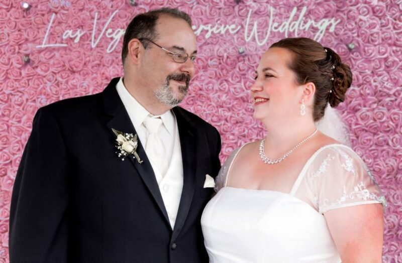 Las Vegas: Game of The Wedding Rings Ceremony + Photography - Who is This Experience Best For?