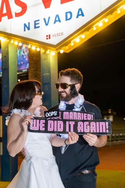 Las Vegas: Gold Elvis Vow Renewal or Wedding at Welcome Sign - Who Is This Experience Best For?