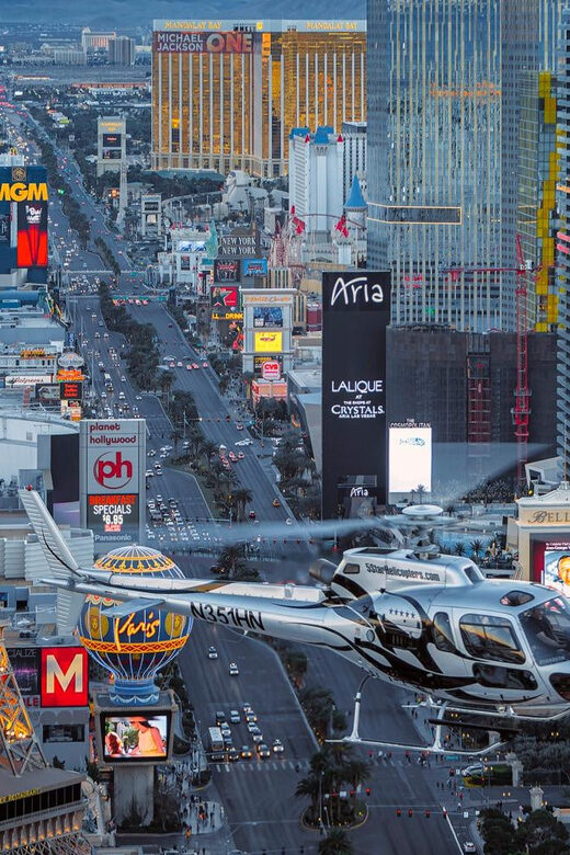 Las Vegas: Grand Canyon West Rim Extended Helicopter Tour - The Experience in Detail