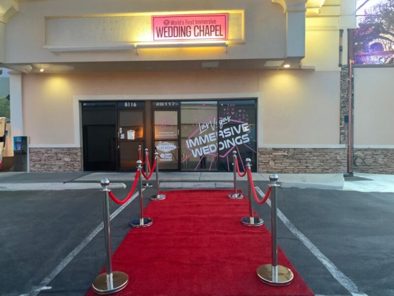 Las Vegas: Haunted House Wedding Ceremony + Photography - Who Is This Perfect For?