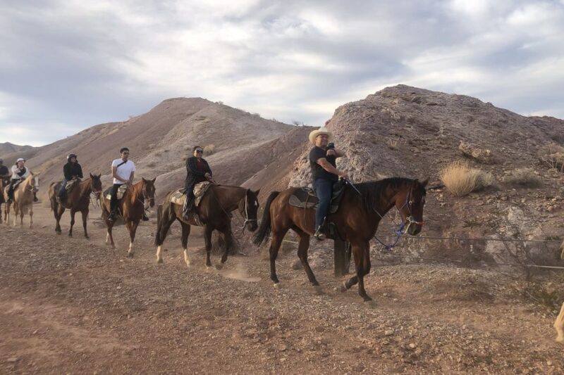 Las Vegas: Horseback Riding with Breakfast - Who Will Love This?