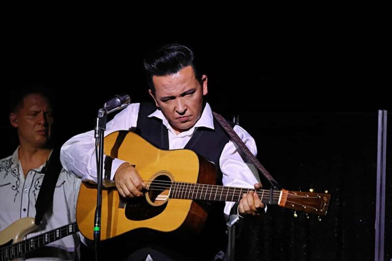 Las Vegas: Johnny Cash Tribute Show - Key Points
