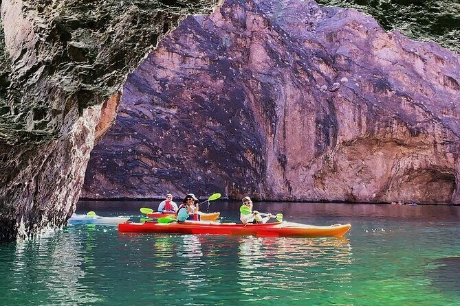Las Vegas Kayak Tour to the Emerald Cave - The Experience and the Reviews