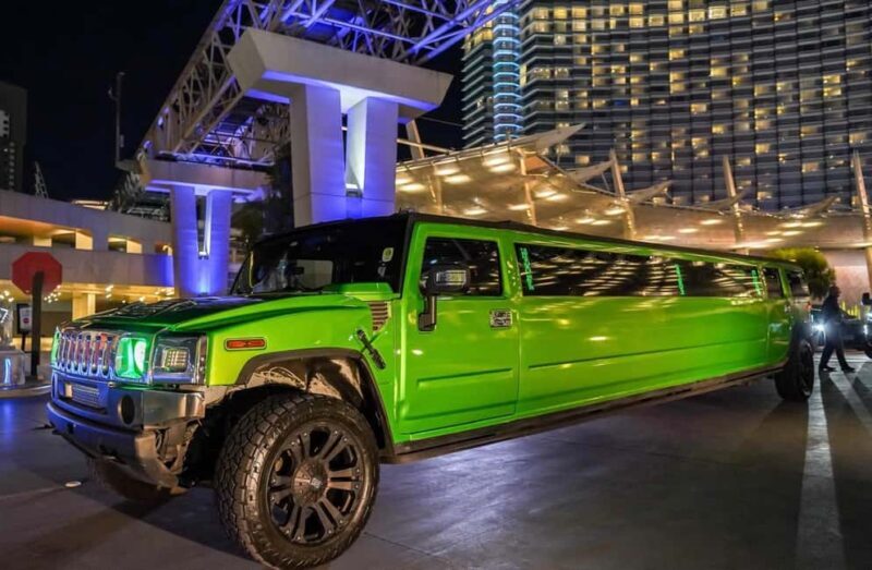 Las Vegas Limo Tour with Champagne and Nightclub Entry - Key Points