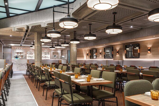 Las Vegas Night Flight with Dinner at Matteo Ristorante - The Itinerary in Detail: What To Expect