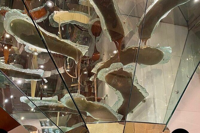 Las Vegas Night Tour High Roller Wheel Ride Guided Tour Option - Who Is This Tour Best For?