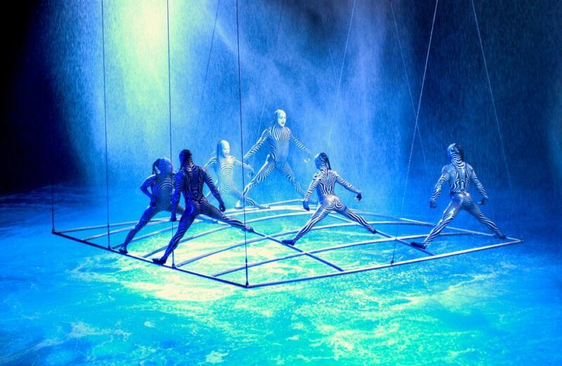 Las Vegas: O by Cirque du Soleil at Bellagio - The Experience Breakdown
