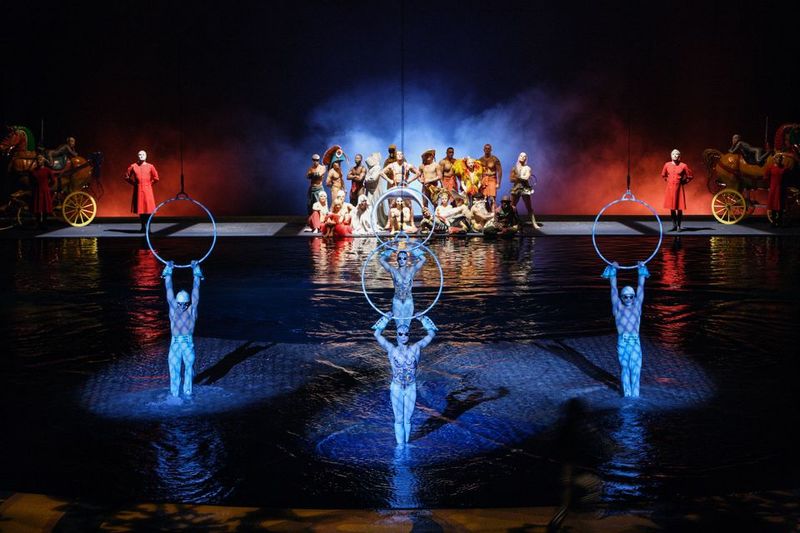 Las Vegas: “O” by Cirque du Soleil at Bellagio - Acrobats and synchronized swimmers: the craft you’ll notice right away